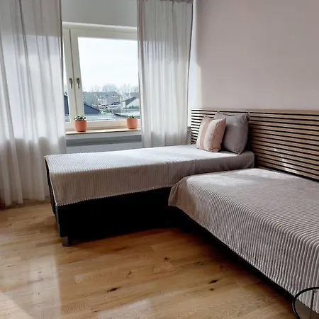 Modernes Appartement In Kamen Extérieur photo
